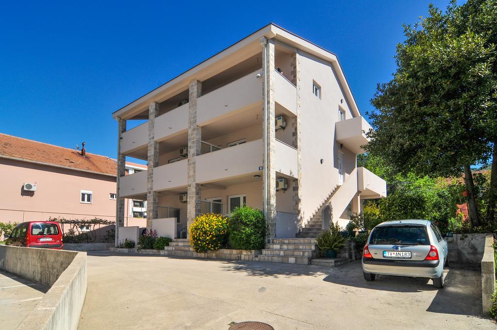 Apartments Samardzic تيفات المظهر الخارجي الصورة